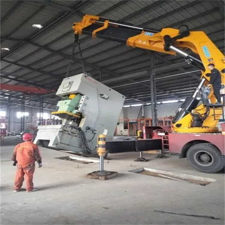 铜陵80吨折臂吊车出租附近电话