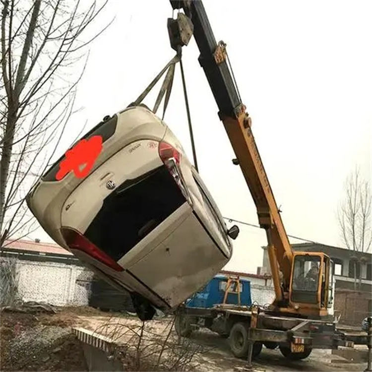 铜陵吊车吊轿车租赁指南：如何选吨位、避风险、省预算