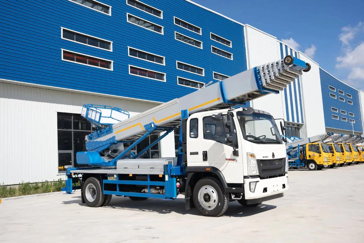 铜陵出租云梯车高空作业车 建筑垃圾搬运